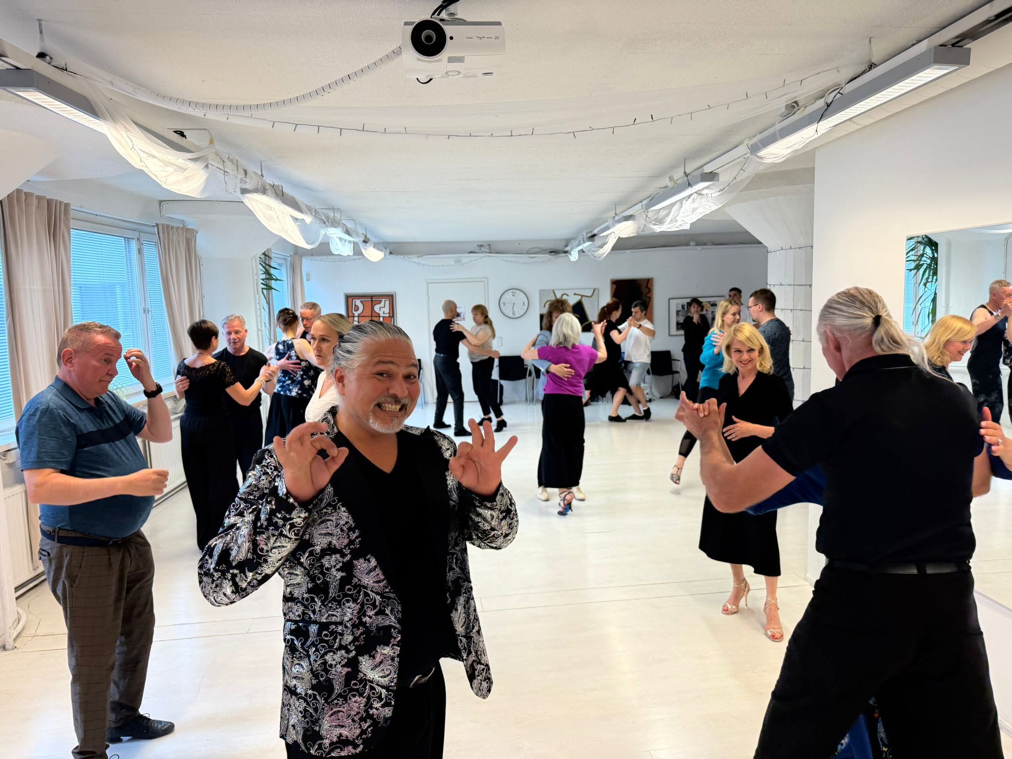Learning tango connection and embrace