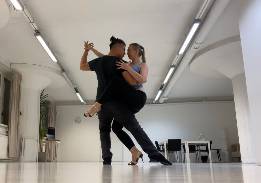 Private Tango Lessons in Helsinki